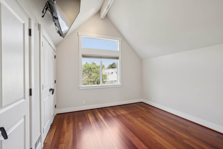 052-611-myrtle-street.95205.p2k.048