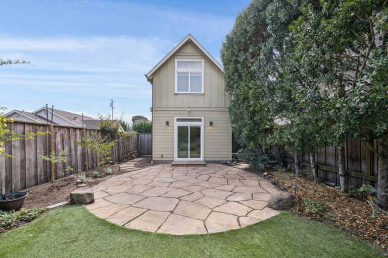 068-611-myrtle-street.95205.p2k.064